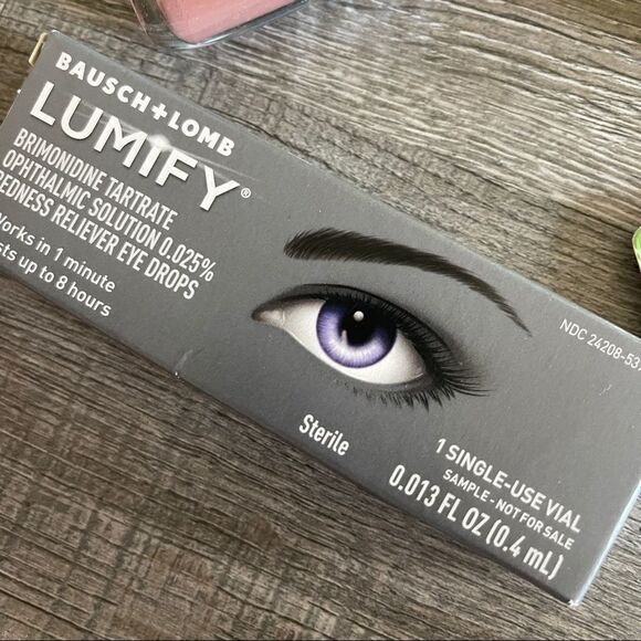 Makeup Bundle  - Picture 7 of 10